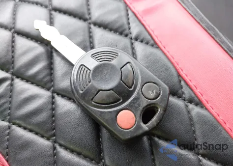 2011 Ford Escape Xlt из США, поврежденный, VIN 1FMCU9DG6BKC35759